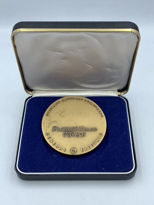 1776-1976 Medallic Art co Danbury Bronze Medal - Image 2