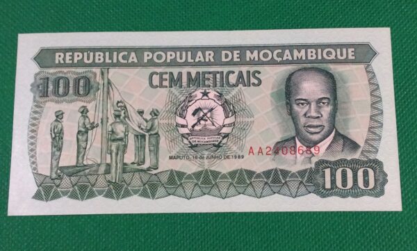 100 METICAIS MOCAMBIQUE GB61