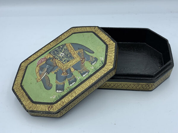 Octagonal Indian Lacquered Trinklet Box - Image 6