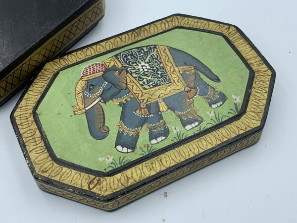 Octagonal Indian Lacquered Trinklet Box - Image 4