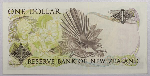 Rare New Zealand 7 x Banknotes (XF-AU) PG - Image 2