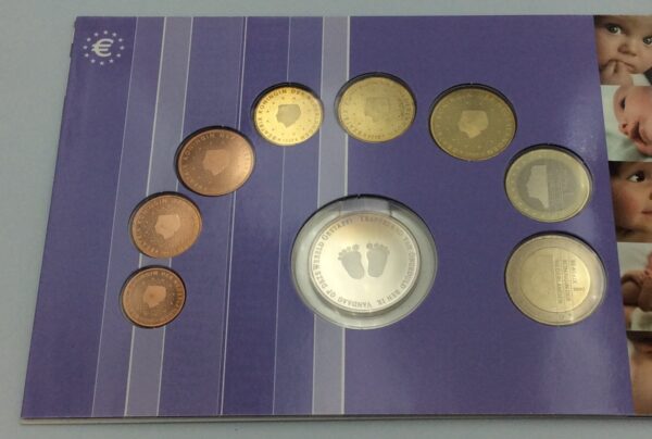 Netherland 2002 Euro Set Baby Gift - Image 4