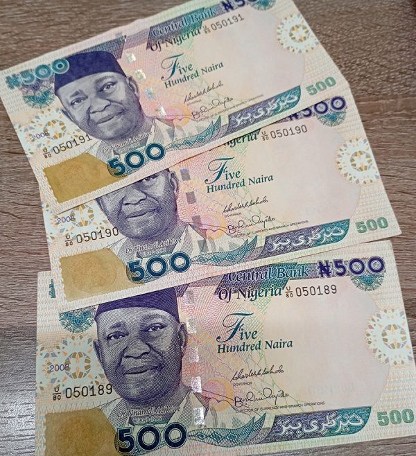 3x 500 Naira Nigeria 2008 PGB51 (consecutive serial numbers)
