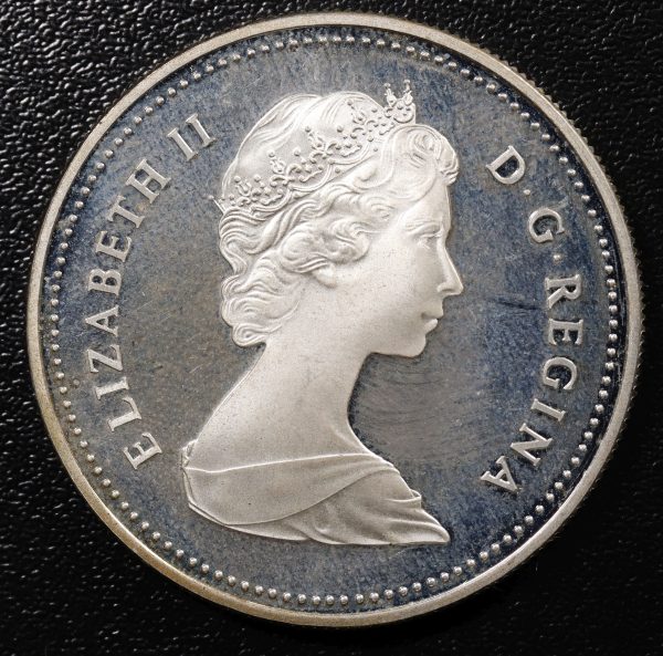 Canada Dollar 1983 Silver Coin GC747
