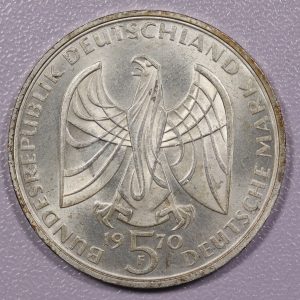Alternative view of 5 Μαπκα 1970 UNC GC950B