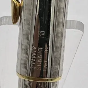 Alternative view of Parker 9407 Sonnet πένα με επικάλυψη ασημί 18ct μεσαία μύτη καινούργια