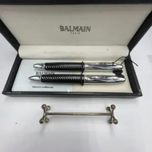 Σετ στυλό Balmain Paris με δερμάτινο φινίρισμα καινούργιο