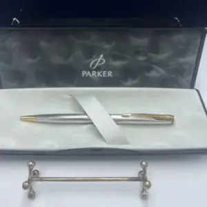 Alternative view of Parker Insignia στυλό καινούργιο στο κουτί