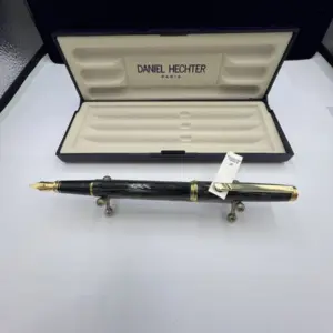 Πένα Daniel Hechter καινούργια στο κουτί της