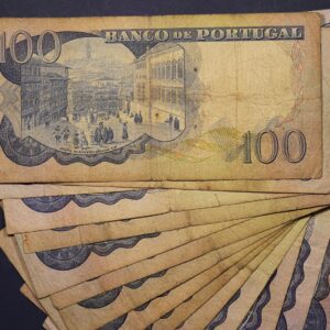 Alternative view of Portugal 100 Escudos 1965 GB1204